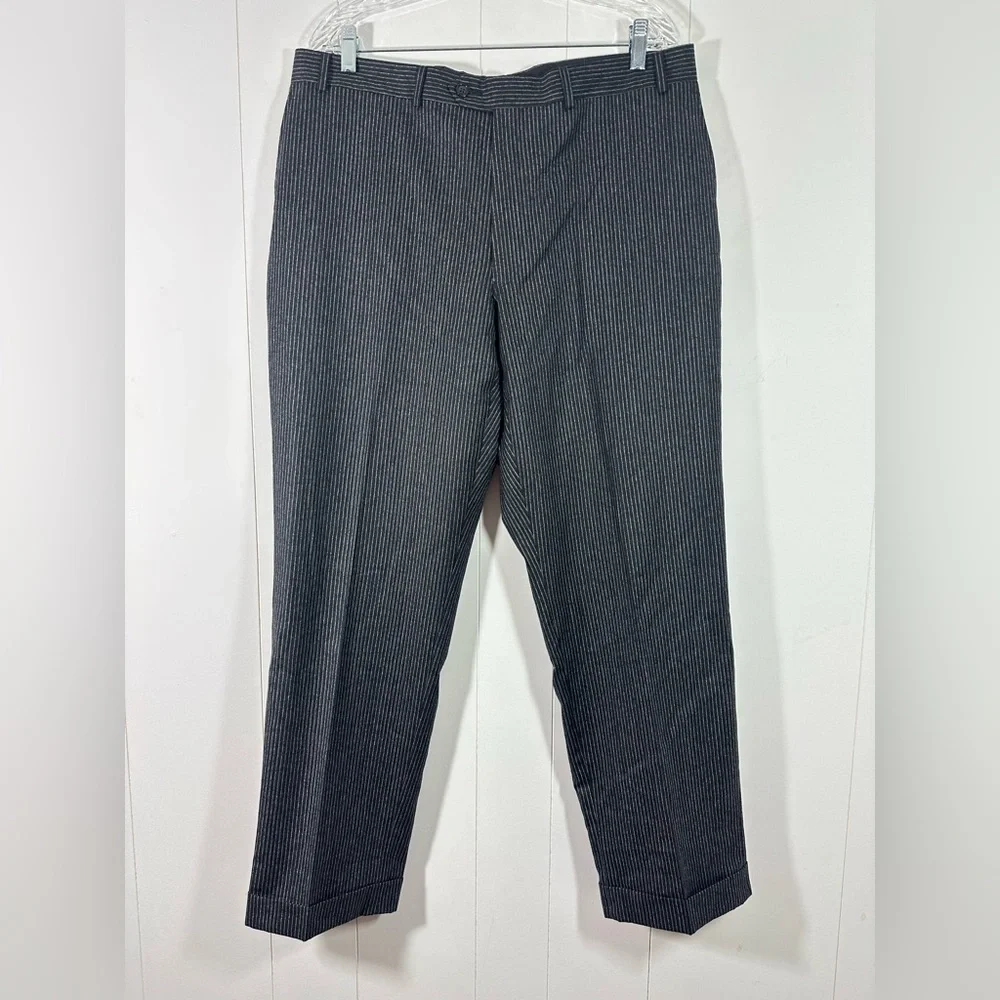 Calvin Klein Mens Gray Wool Cashmere Pinstriped Suit Sz 41R & Pants Sz 36x30